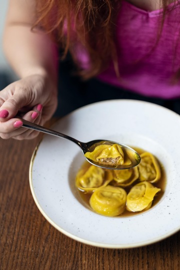 Minestrone s čočkou, bazalkovým pestem a pecorino primo sale