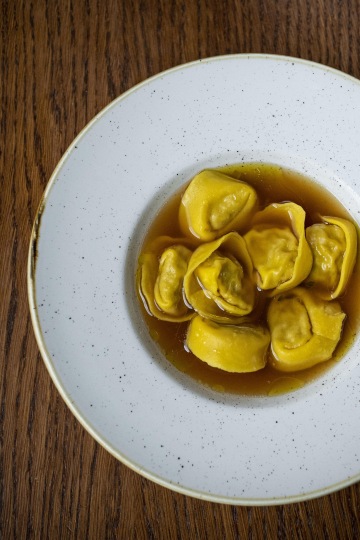 Minestrone s čočkou, bazalkovým pestem a pecorino primo sale